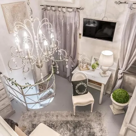 Little Romantic 度假居 Pitelli